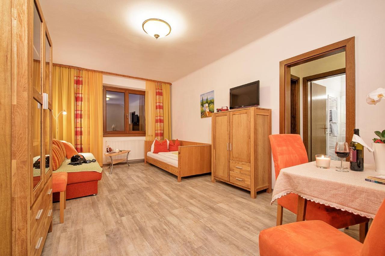 Theresienhof Petschnitzen Kültér fotó